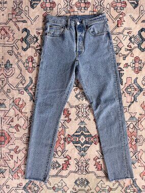 Levi's Women's 501 Skinny Light Wash Button Fly - size 27